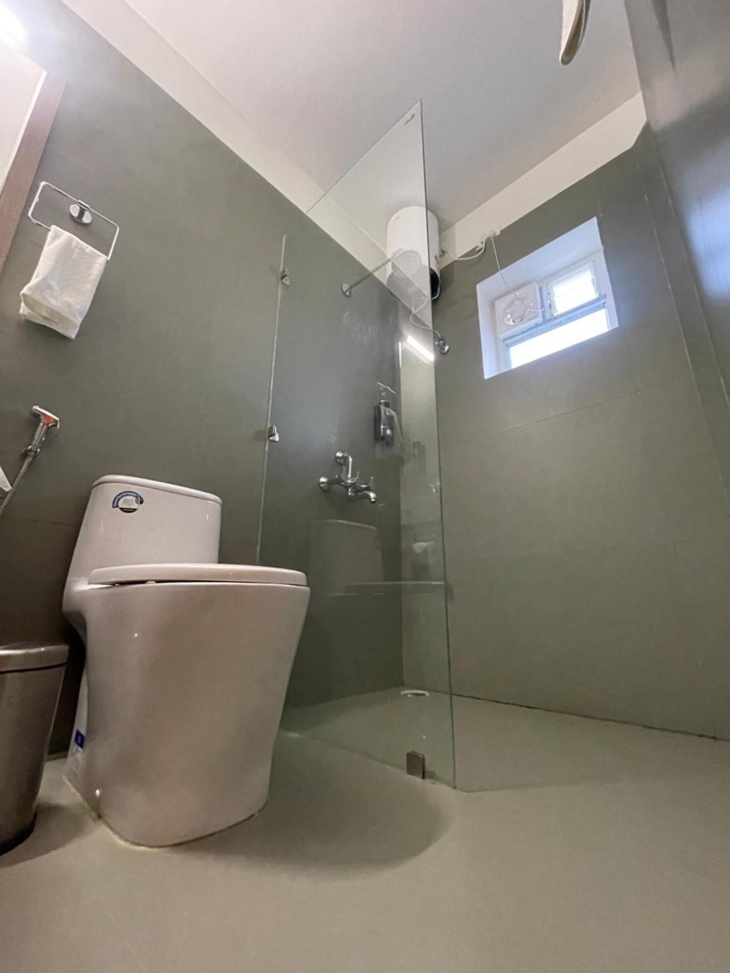 The Dibrugarh Address Hotel Ngoại thất bức ảnh