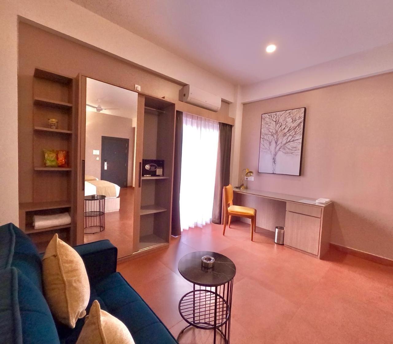 The Dibrugarh Address Hotel Ngoại thất bức ảnh
