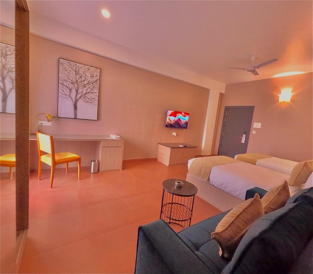 The Dibrugarh Address Hotel Ngoại thất bức ảnh
