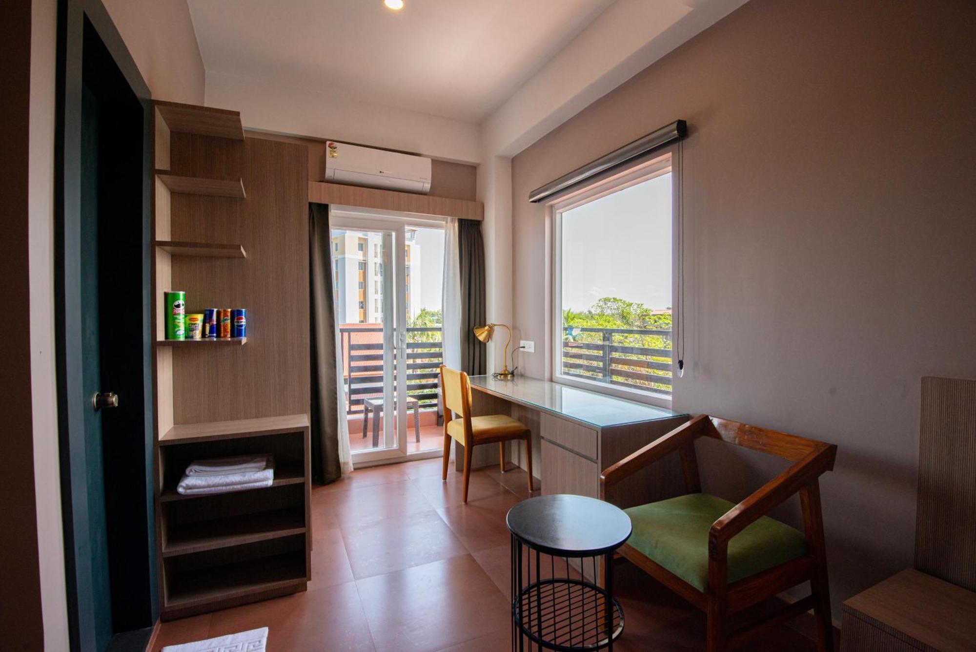 The Dibrugarh Address Hotel Ngoại thất bức ảnh