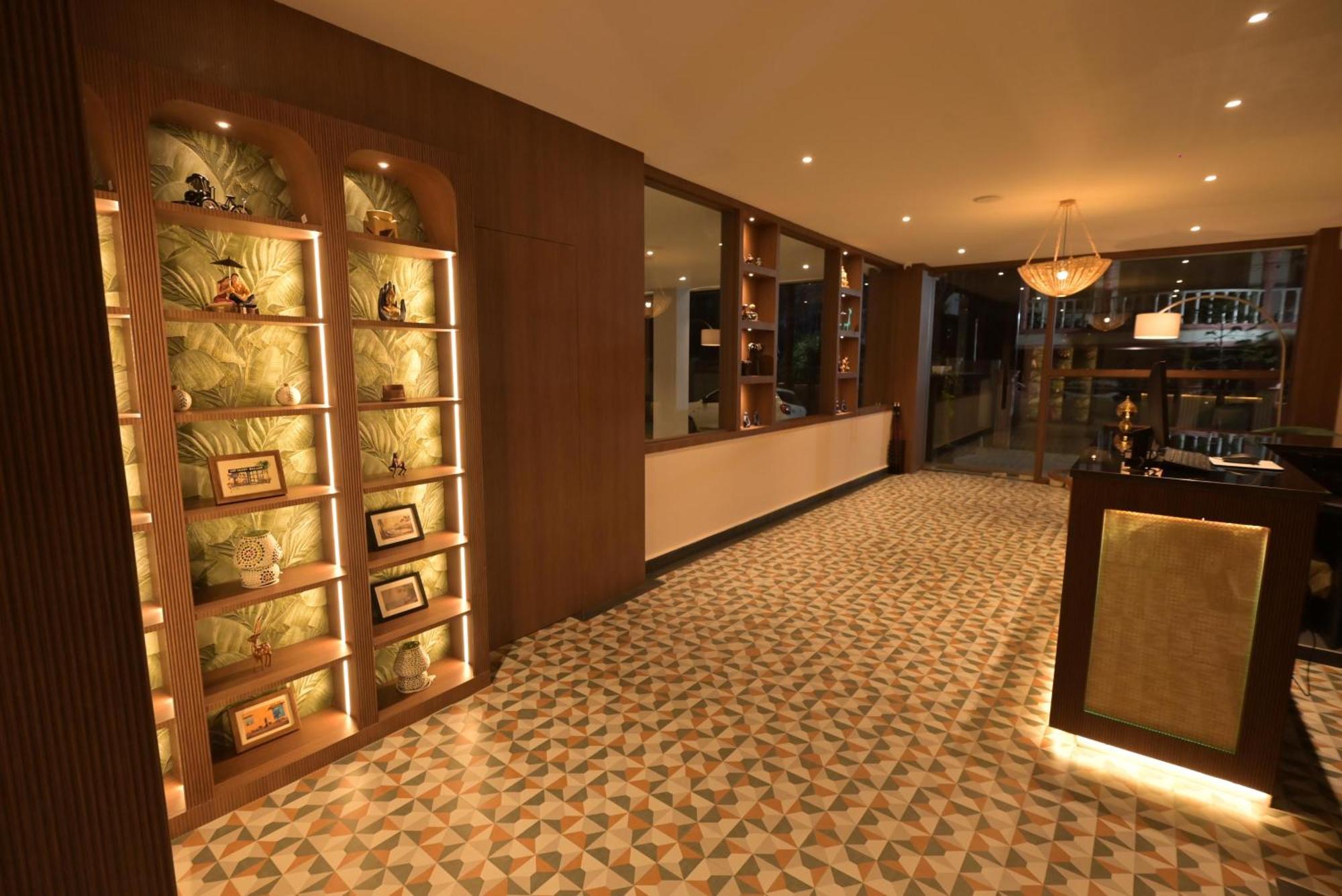 The Dibrugarh Address Hotel Ngoại thất bức ảnh
